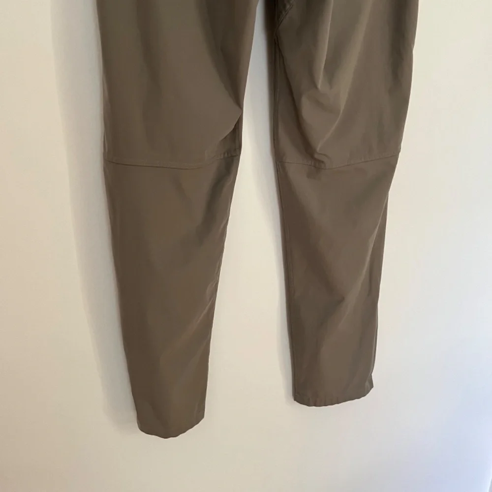 Lululemon ABC Pants 36